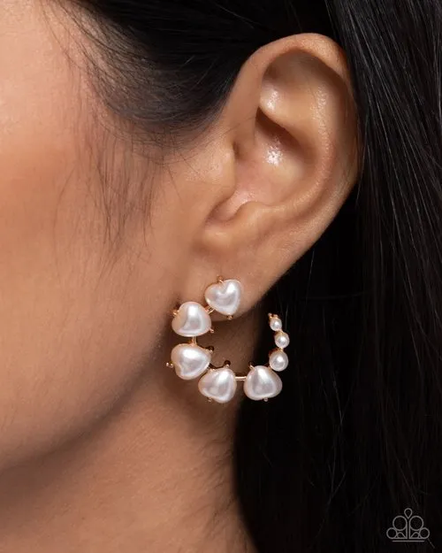Paparazzi Jewelry Earrings Paparazzi Earring Castle Courting Gold