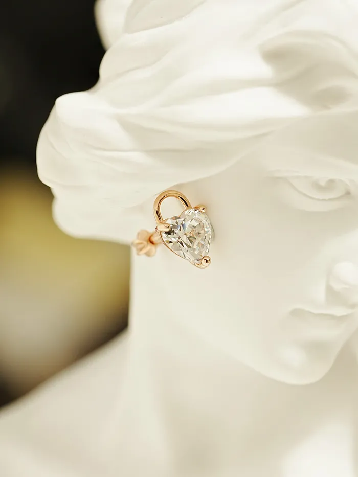 Earrings MinimalBijoux 14K Gold Lovely Heart Lock Cartilage Earring 18G16G