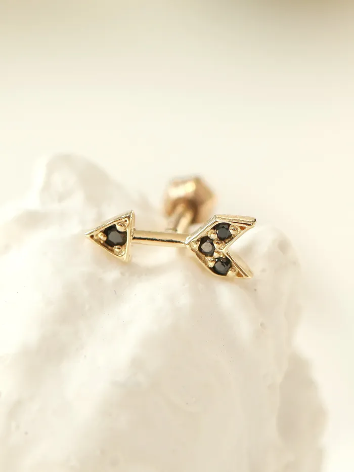 MinimalBijoux Earrings 14K Gold Arrow Cartilage Earring 18g16g